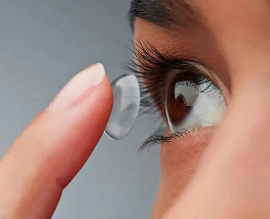 contact-lenses-eurooptica-800x650_540x.webp